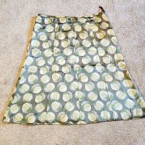 Amanda Smith women's beautiful A line skirt.